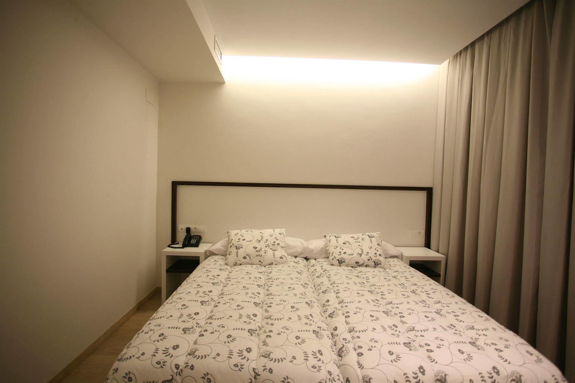 Aparthotel Playa Oliva Ngoại thất bức ảnh